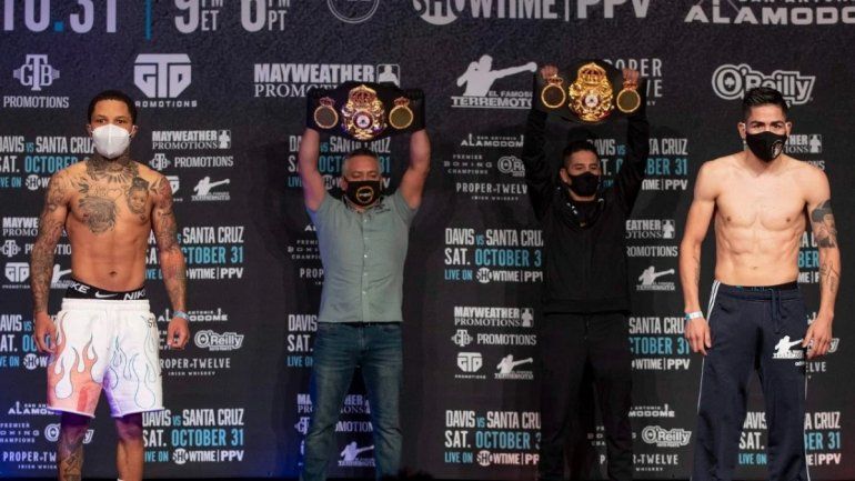 El pesaje entre Davis y Santa Cruz.