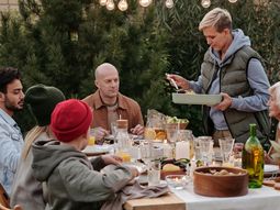 Los platos intensos se dejan acompañar bien por vinos tintos. Los platos intensos se dejan acompañar bien por vinos tintos.