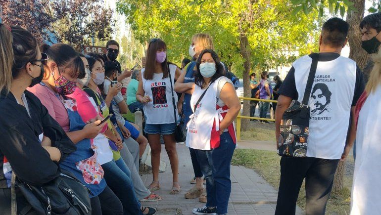 Docentes reclaman por falta de transporte para ir a El Chañar