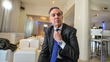 pichetto: darles vacunas a tipos de 40 es una pelotudez pichetto: darles vacunas a tipos de 40 es una pelotudez