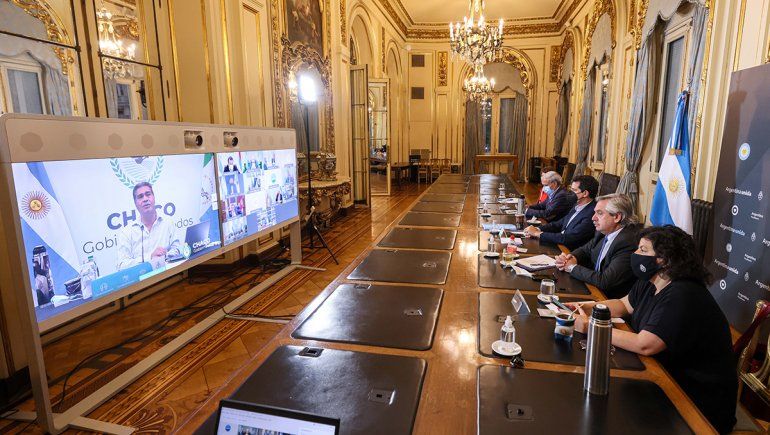 Alberto Fernández se reunió con gobernadores y pidió reducir la circulación