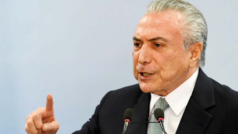 En un breve pero contundente discurso