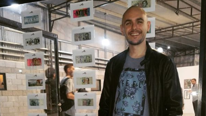 De Belgrano a Fito Páez: quién es el artista patagónico que intervinó un billete de $10 y se volvió viral