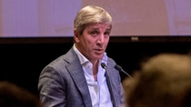Luis Caputo quiere que salgan dólares que no entraron al blanqueo para que baje la inflación.