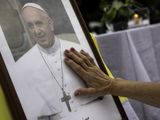 Habló el médico que atendió al Papa Francisco y realizó estremecedoras revelaciones
