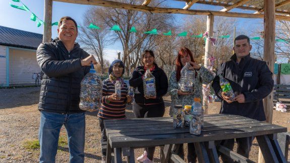 Plottier es la primera ciudad del país que recicla las pilas