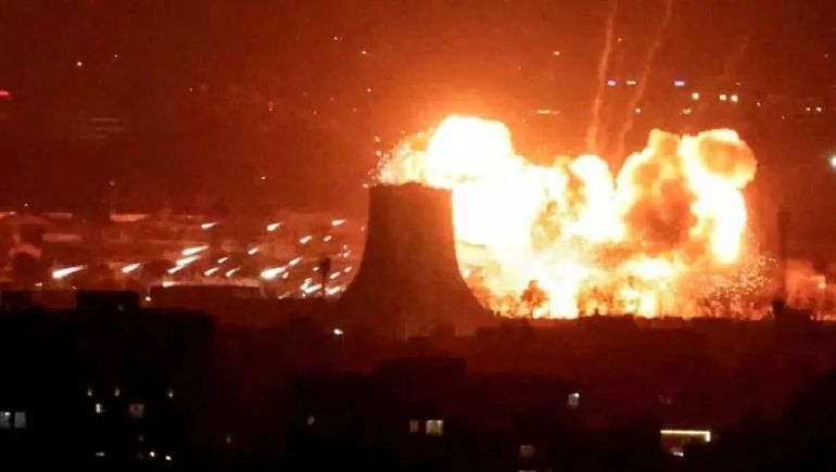 El conflicto en Medio Oriente obligó a suspender vuelos en la región y dejó a cientos de viajeros varados en Dubái. El conflicto en Medio Oriente obligó a suspender vuelos en la región y dejó a cientos de viajeros varados en Dubái.