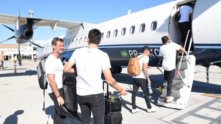 Huracán y Rosario Central, obligados a sumar de a 3