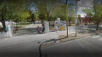 es inminente el derrumbe: tras el incendio del galpon, quedo clausurada la escuela 207 es inminente el derrumbe: tras el incendio del galpon, quedo clausurada la escuela 207