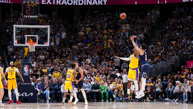 Jamal Murray anotó 23 de sus 37 puntos en el último cuarto.&nbsp;