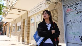 La rectora de la UNCo, Beatriz Gentile, en la Fiscalía Federal de Neuquén / Foto