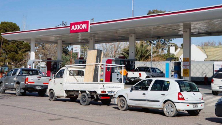 Los precios en los surtidores van a cambiar a partir del lunes por la aplicación de la Tasa Vial. Pero no en todas las ciudades se implementará al mismo tiempo.