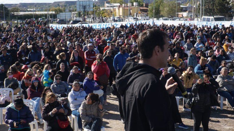 Domínguez juntó a su tropa con un mensaje para los azules del MPN