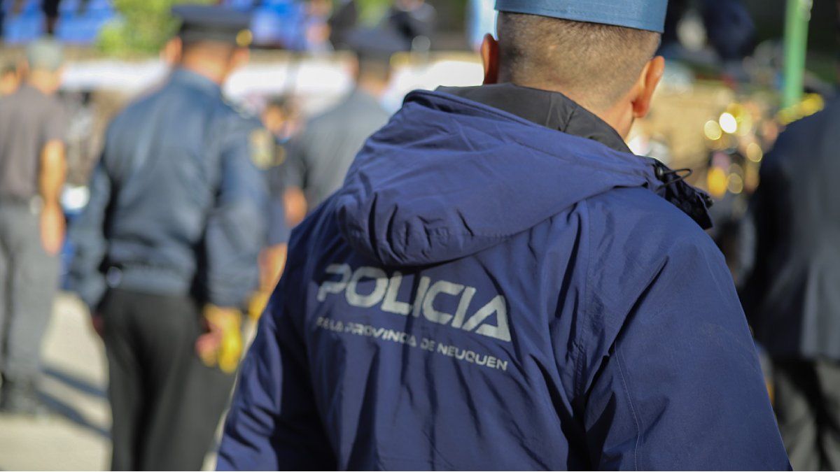 Lanzan convocatoria para trabajar de nuevo en la Policía del Neuquén thumbnail