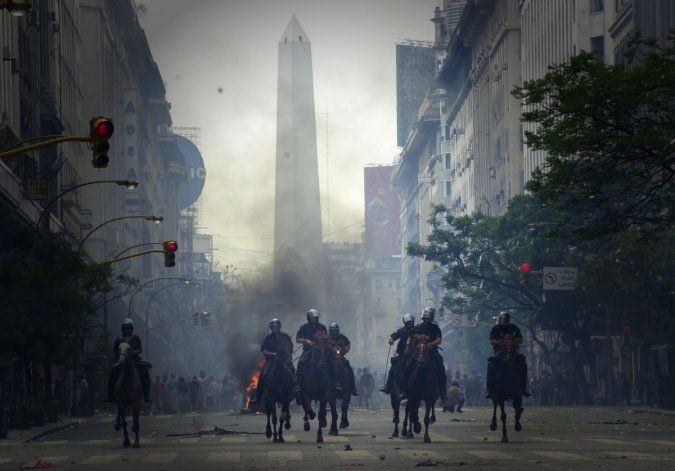 A 20 años del diciembre más negro de la Argentina moderna