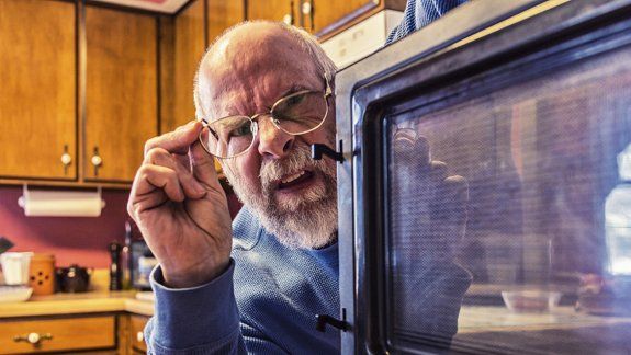 ¿Calentar la comida en el microondas es nocivo?