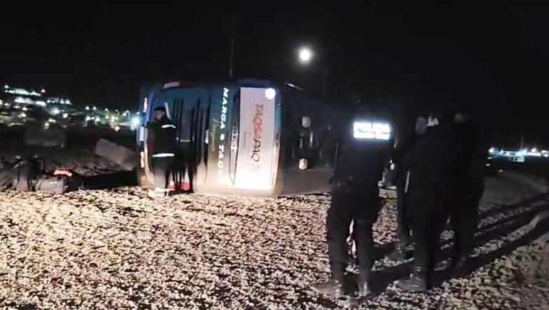 Volcó un colectivo en Caleta Olivia