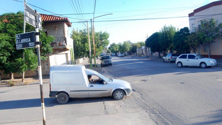 La pareja de jubilados fue atacada en su casa del barrio Brentana.