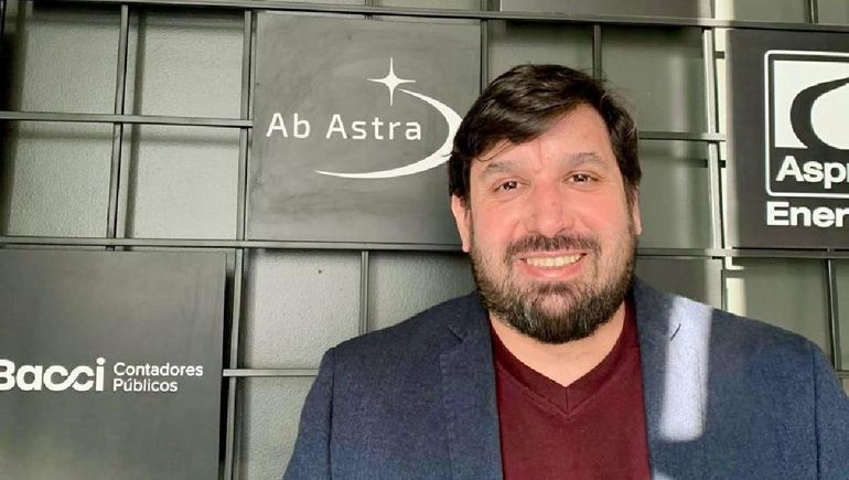 El neuquino Germán Serrano, egresado del Instituto Balseiro es uno de los impulsores de esta joven empresa que se dedicará a interpretar las señales del cosmos para hacer tomografías del subsuelo en Vaca Muerta.