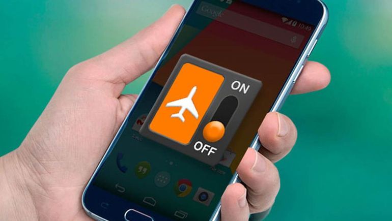 Poner en modo avión el celular resulta muy beneficioso para el funcionamiento del equipo.
