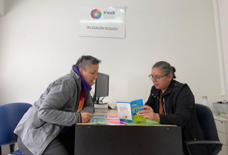 Buscan erradicar en Neuquén la discriminación y la violencia en el fútbol femenino