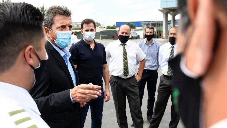 Massa: Más de 133 mil trabajadores del transporte van a dejar de pagar Ganancias