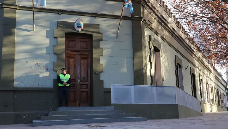 El Gobierno oficializó el pago de la segunda cuota de ropa de trabajo