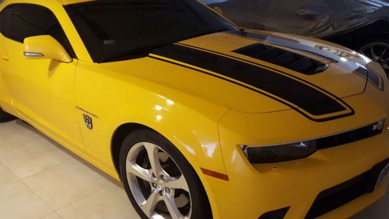 La lujosa flota de autos de sindicalista argentino que remató Uruguay