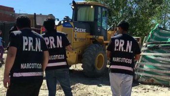 derribaron casa que funcionaba como un bunker narco en roca derribaron casa que funcionaba como un bunker narco en roca