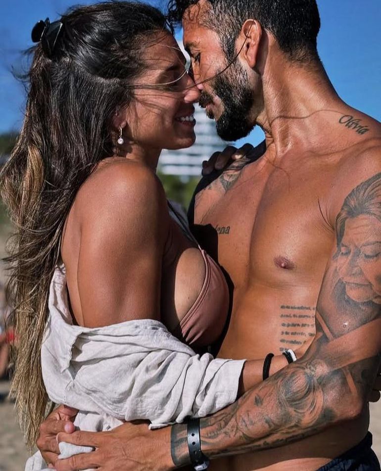 Cinthia Fernández compartió imágenes de sus vacaciones en Punta del Este junto a sus hijas y su pareja. Cinthia Fernández compartió imágenes de sus vacaciones en Punta del Este junto a sus hijas y su pareja.