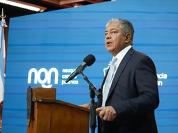 Rolando Figueroa comunicó la medida por redes sociales. Rolando Figueroa comunicó la medida por redes sociales.