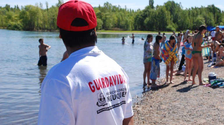 Guardavidas cuestionan al Municipio porque no adelanta la temporada