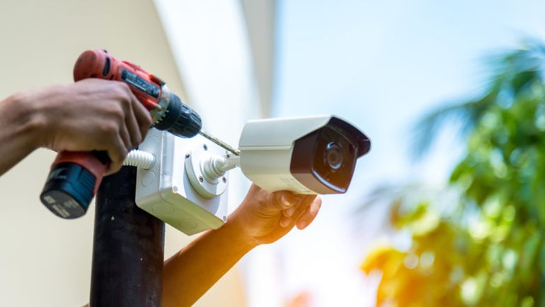 El portal permitía ver videos robados de hogares, consultorios y salones de belleza de todo el mundo. El portal permitía ver videos robados de hogares, consultorios y salones de belleza de todo el mundo.