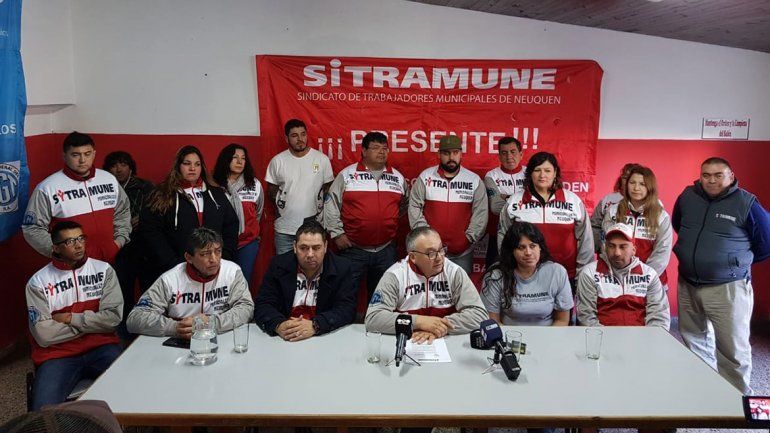 Municipales denunciarán a Pechi Quiroga por el plan de vecinos placeros