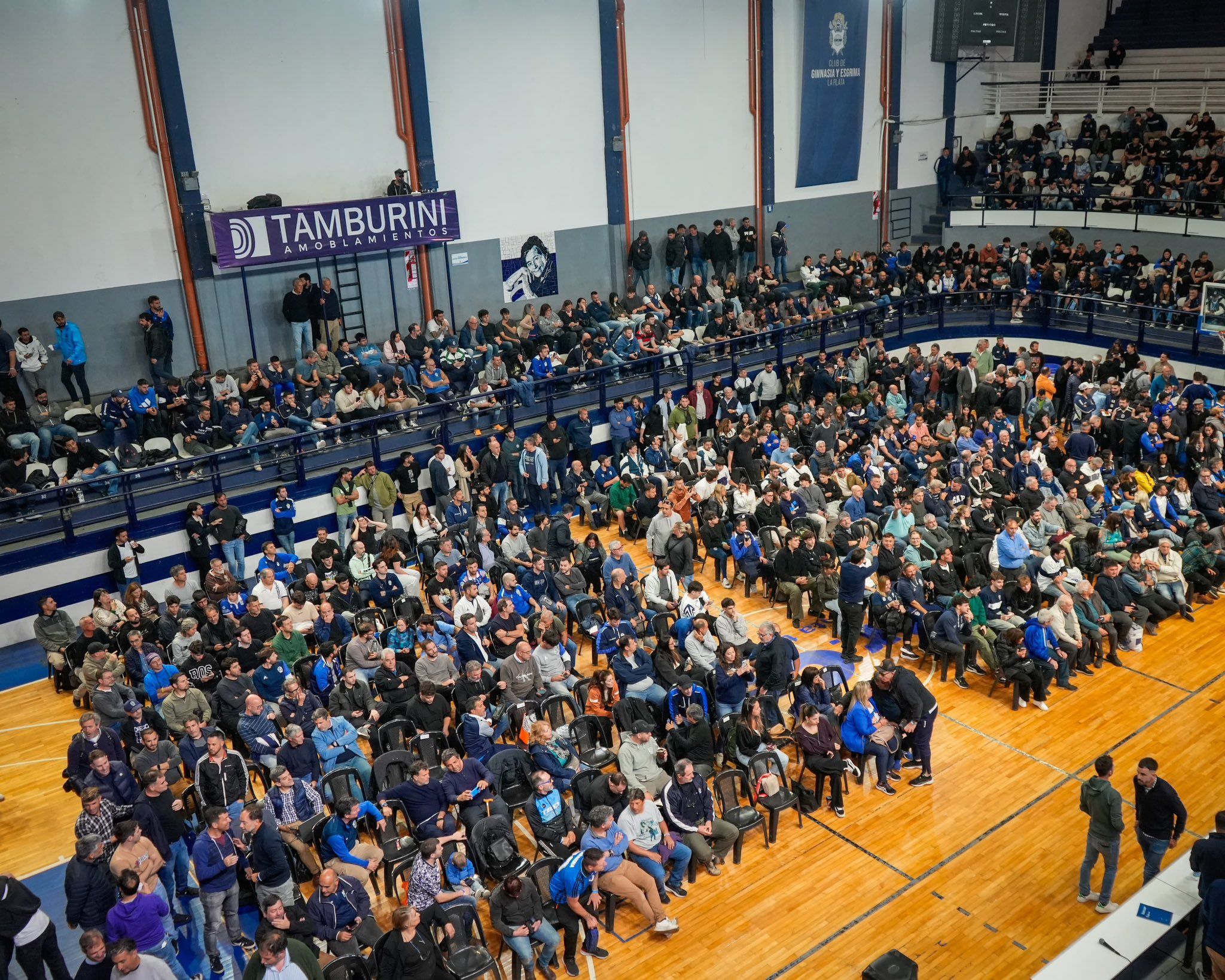 Graves incidentes en la Asamblea de Gimnasia de la Plata.