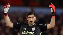 Dibu Martínez fue clave en la victoria del Aston Villa. Dibu Martínez fue clave en la victoria del Aston Villa.