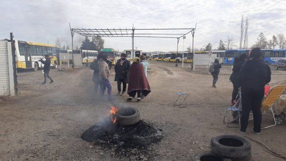 Levantaron el bloqueo y los colectivos volvieron a funcionar