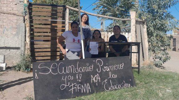 Vecinos del Oeste reclaman la construcción de una escuela secundaria