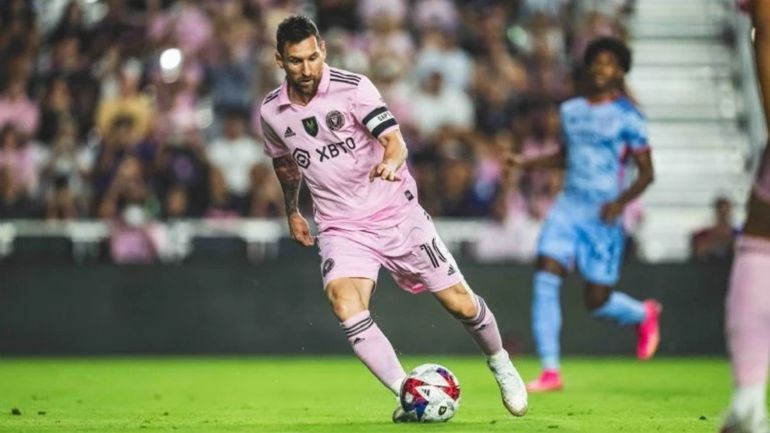 Lionel Messi con la camiseta del Inter Miami Lionel Messi con la camiseta del Inter Miami