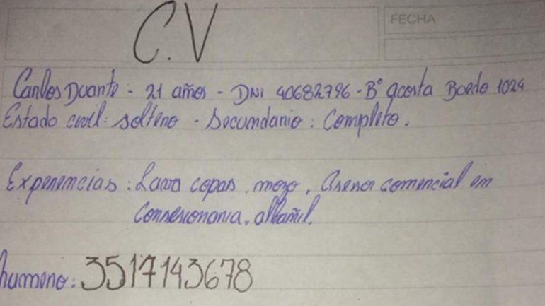 Recibió un currículum escrito a mano y tuvo un emotivo desenlace