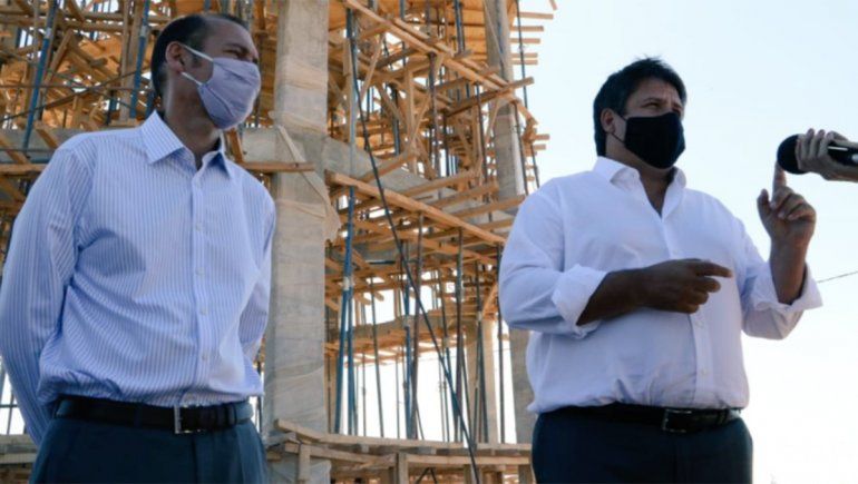 Provincia y ciudad avanzan con loteos y agua potable