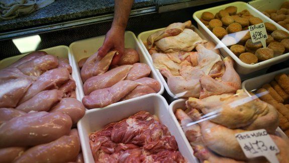 Repartidores de lácteos y pollos no quieren entrar a Loncopué