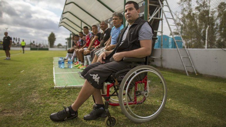El Negro Cáceres, estafado por un loteo en La Angostura