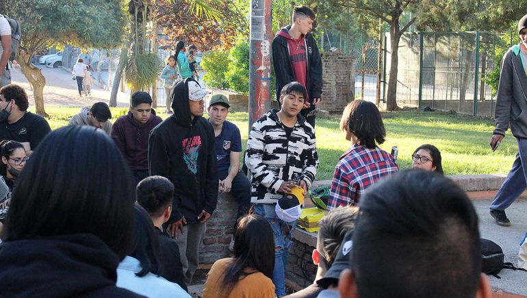 Freestyle, el arte de improvisar que es furor en Cipolletti