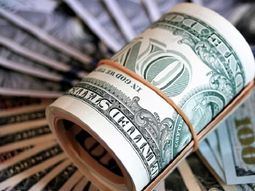 Dólar: el tipo de cambio “solidario” tiene el valor más alto del mercado cambiario.