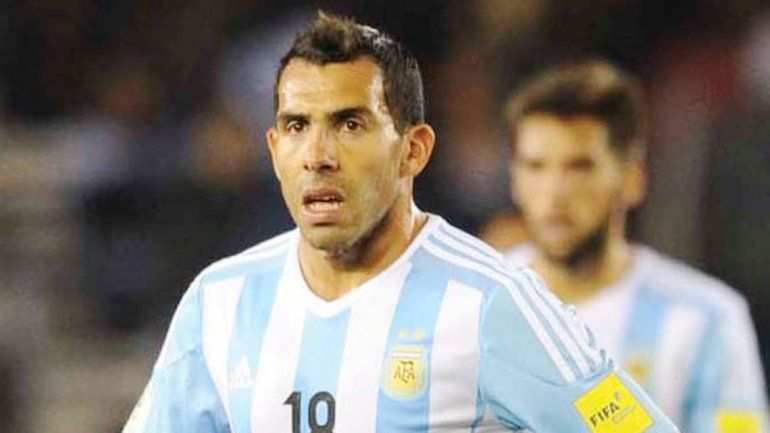 Víctor Cuesta sorprendió y se ganó un lugar en la lista. Carlitos no está después de haber jugado las últimas 4.