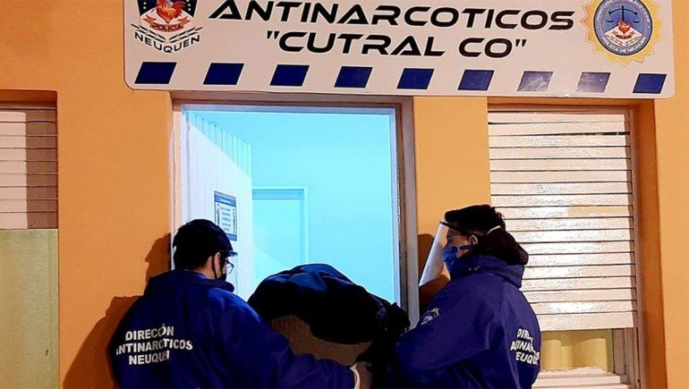 Desbaratan kiosco de narco menudeo en Plaza Huincul