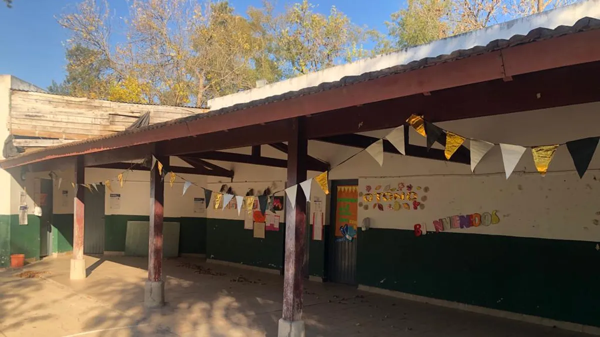 Alumno fue con un machete a la escuela e hirió a una compañera y a la maestra