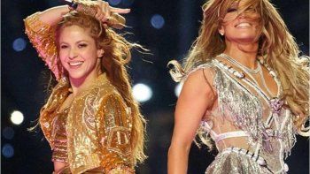 shakira subasta la chaqueta dorada que uso en el super bowl shakira subasta la chaqueta dorada que uso en el super bowl