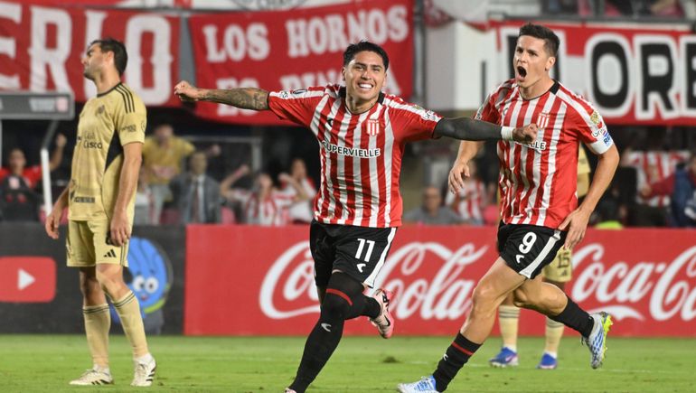 Estudiantes LP finalizó en la primera posición de la zona A. Estudiantes LP finalizó en la primera posición de la zona A.